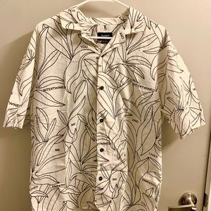 Pull&Bear Button Down Short Sleeve Flower Pattern Shirt for Men